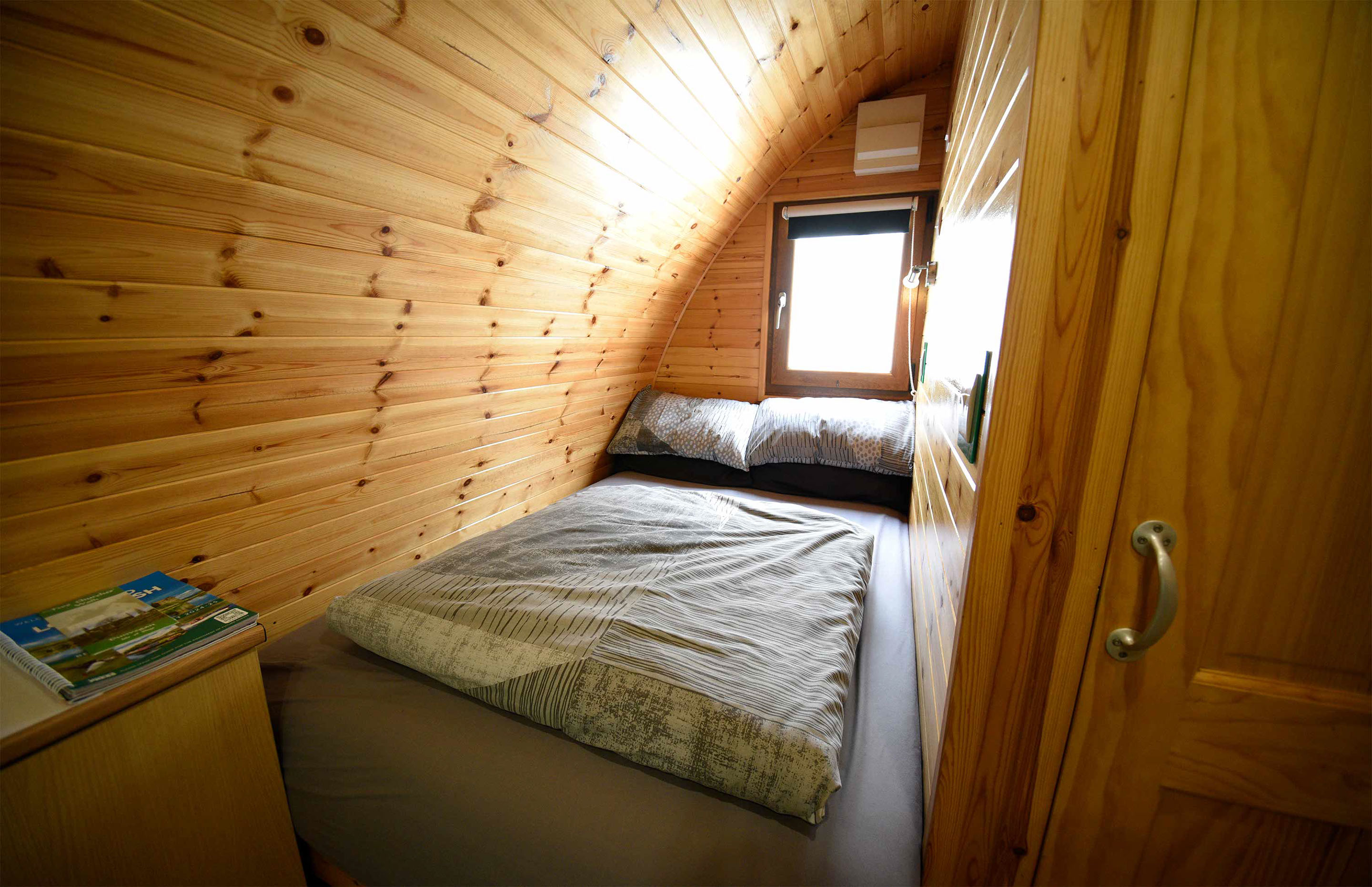 Our self catering apartment accommodation in Portree contains a modern bathroom