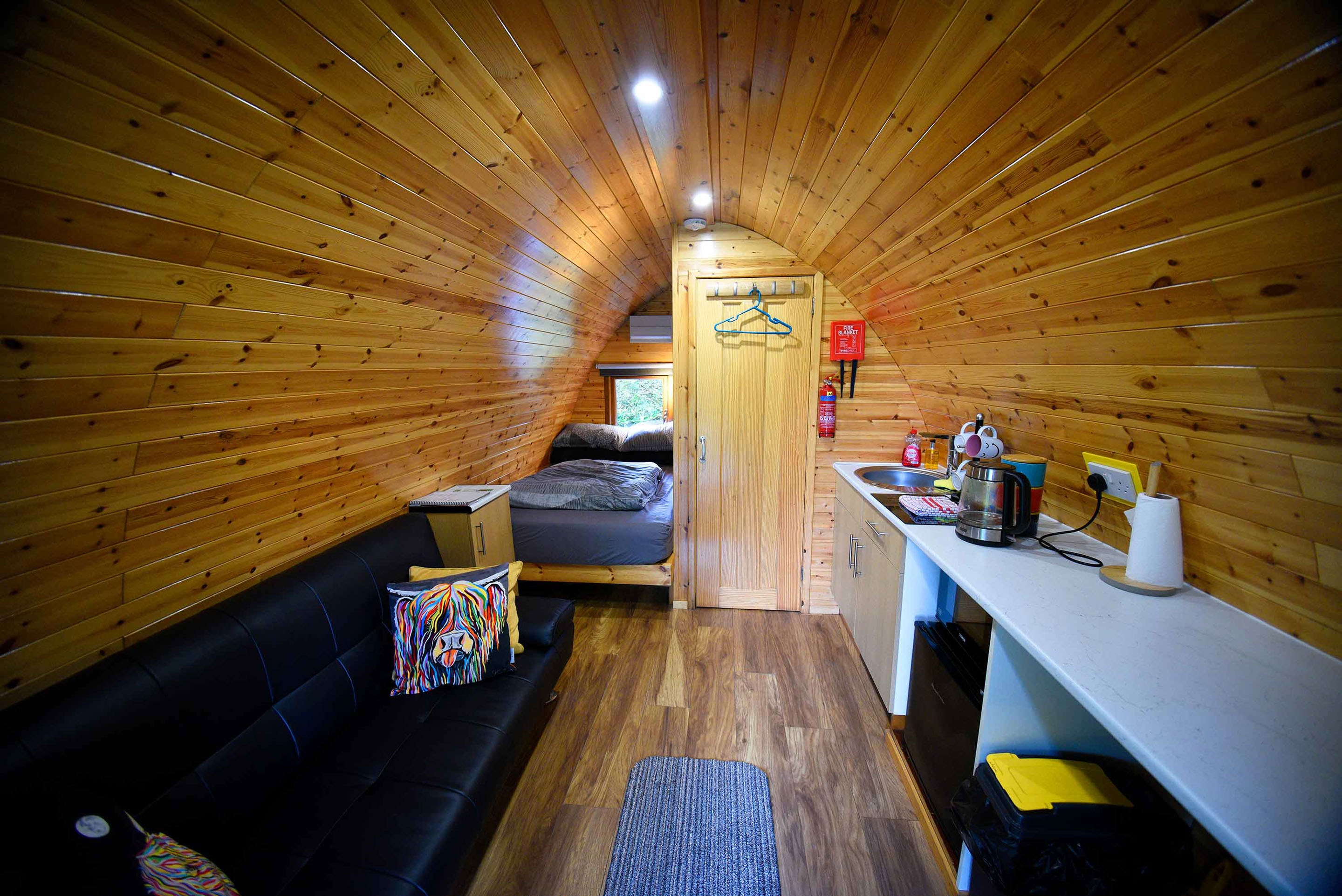 Thistle Dubh Dandy is a self catering accommodation in Portree with open plan design