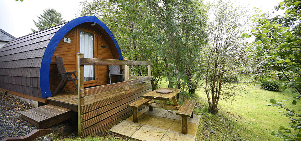 Self catering Pods in Dunvegan with private decking and outside seating area